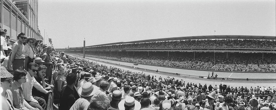 Indianapolis 500 Photograph - Indy 500 by Robert W Kelley