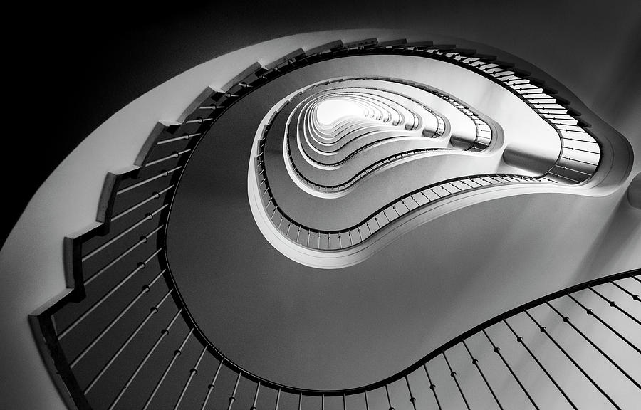 Black And White Photograph - Infinite-7 by Moises Levy
