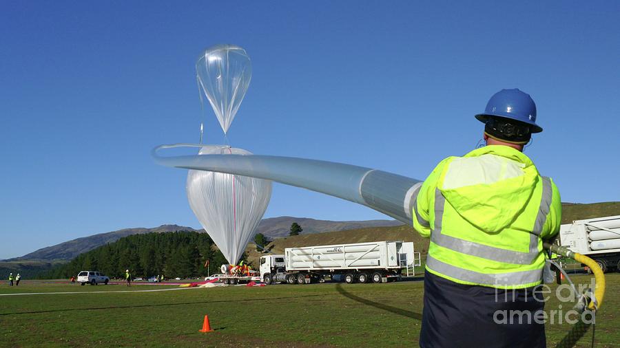 Inflating Of Nasas Super Pressure Balloon Photograph by Science Photo Library Inflating Of Nasas Super Pressure Balloon Photograph by Science Photo Library