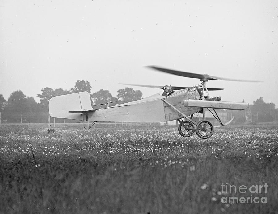 Initial Helicopter Test Flight Photograph by Bettmann