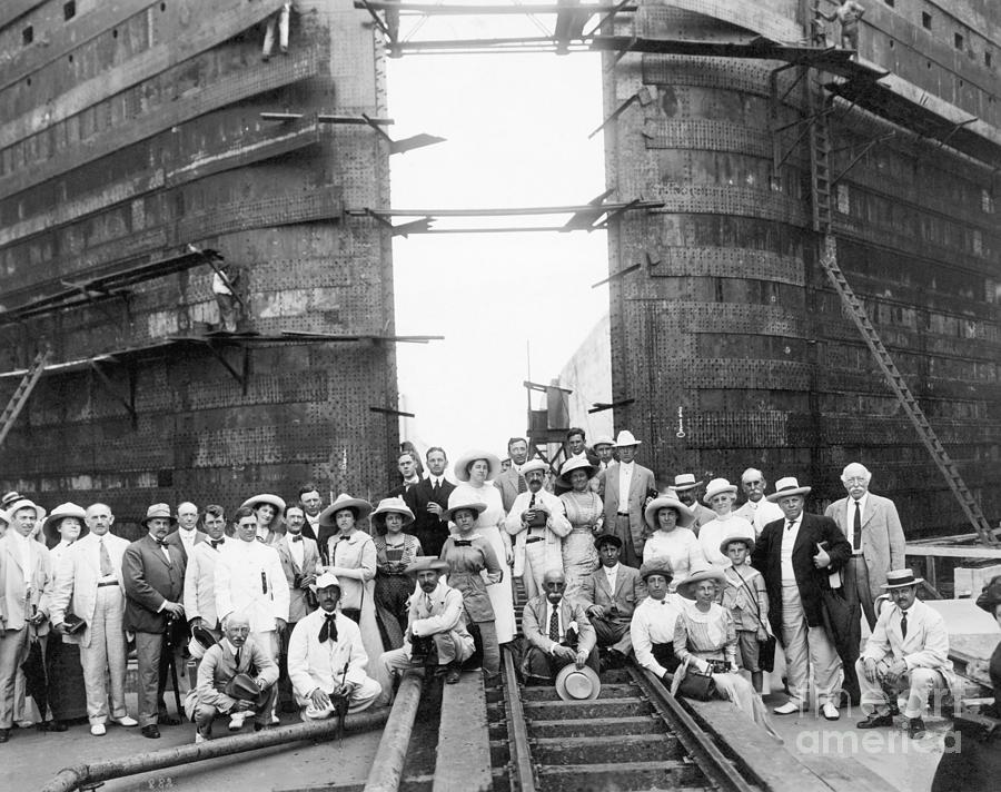 Inspection Party On The Panama Canal Photograph by Bettmann