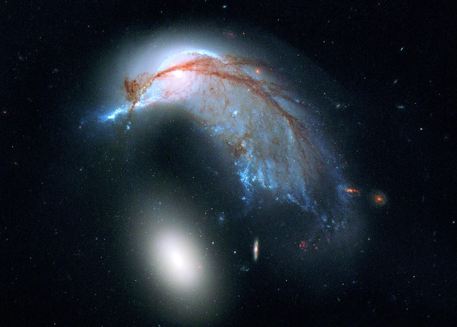 Interacting Galaxies, Arp 142 Photograph by Science Source