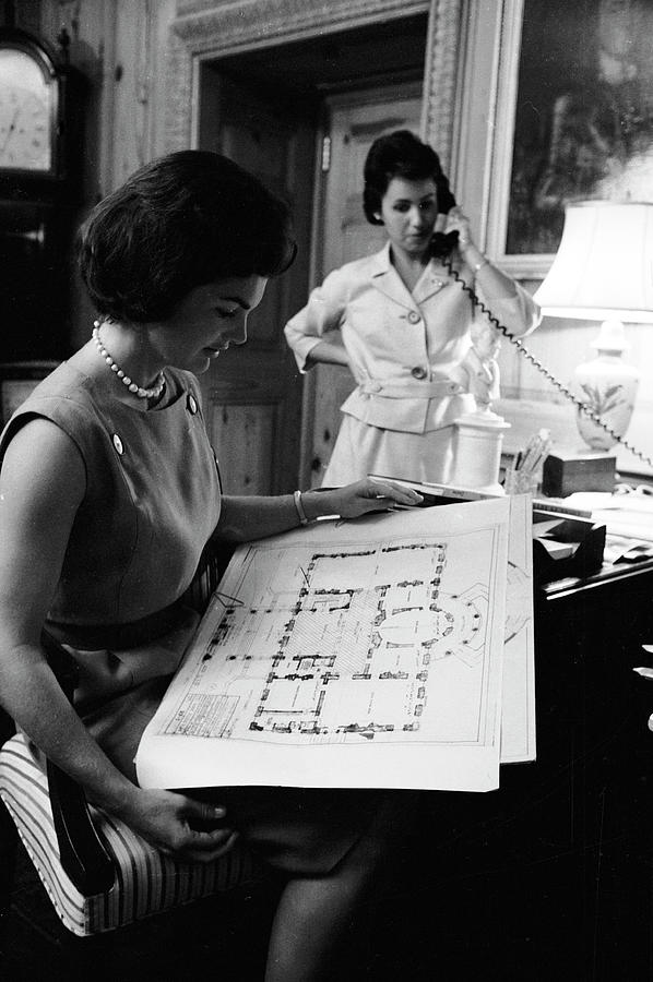 Black And White Photograph - Interior Decorating With Jackie Kennedy by Ed Clark