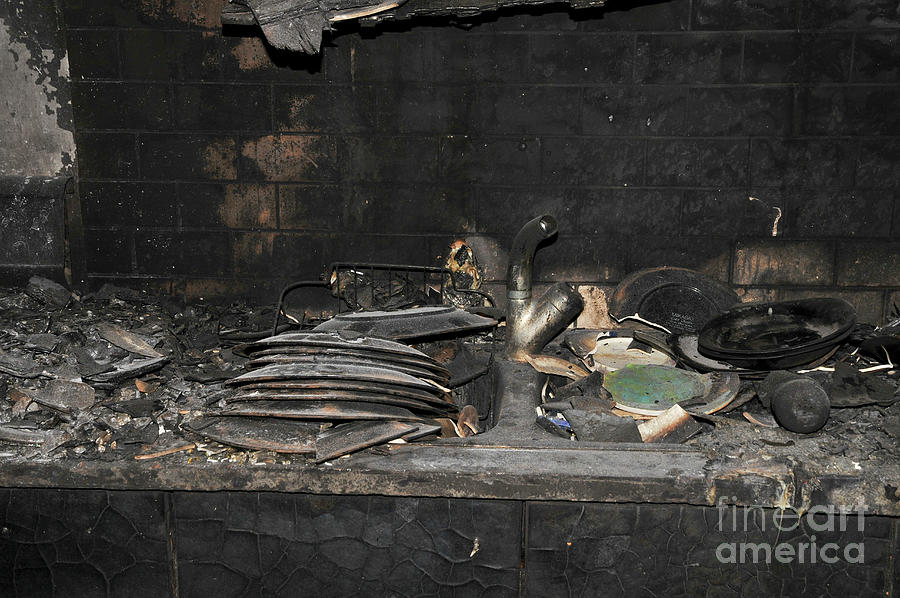 Interior Of A Burnt Home Photograph by Photostock-israel/science Photo Library