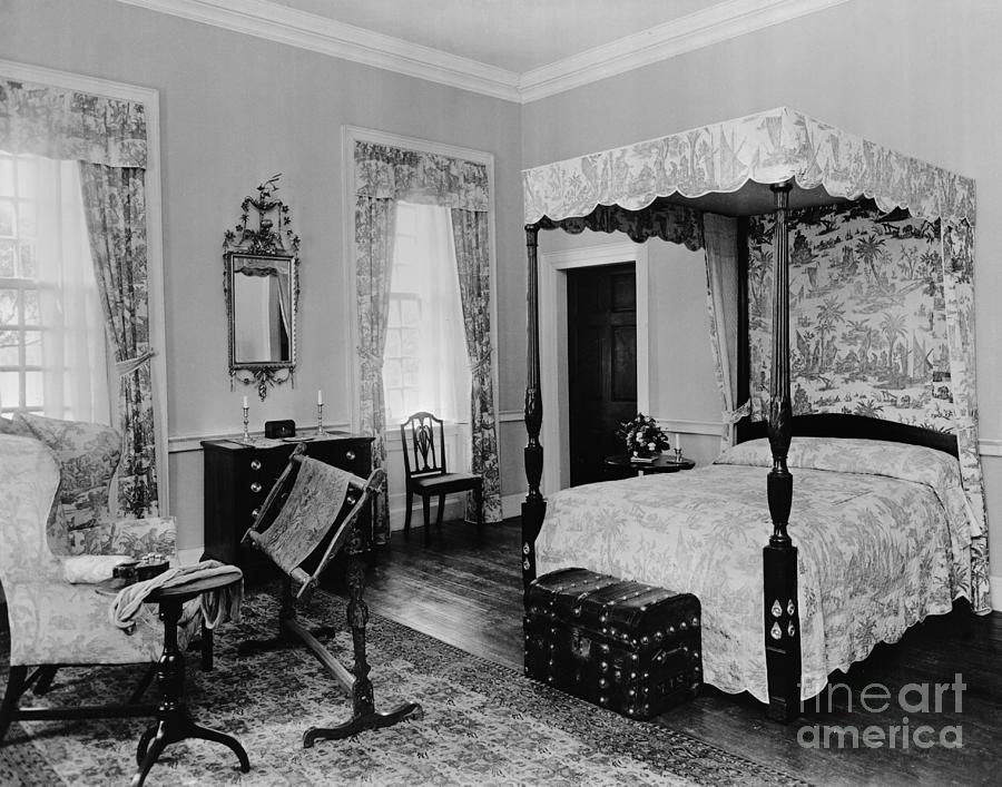 Interior Of Lee Mansion Photograph by Bettmann
