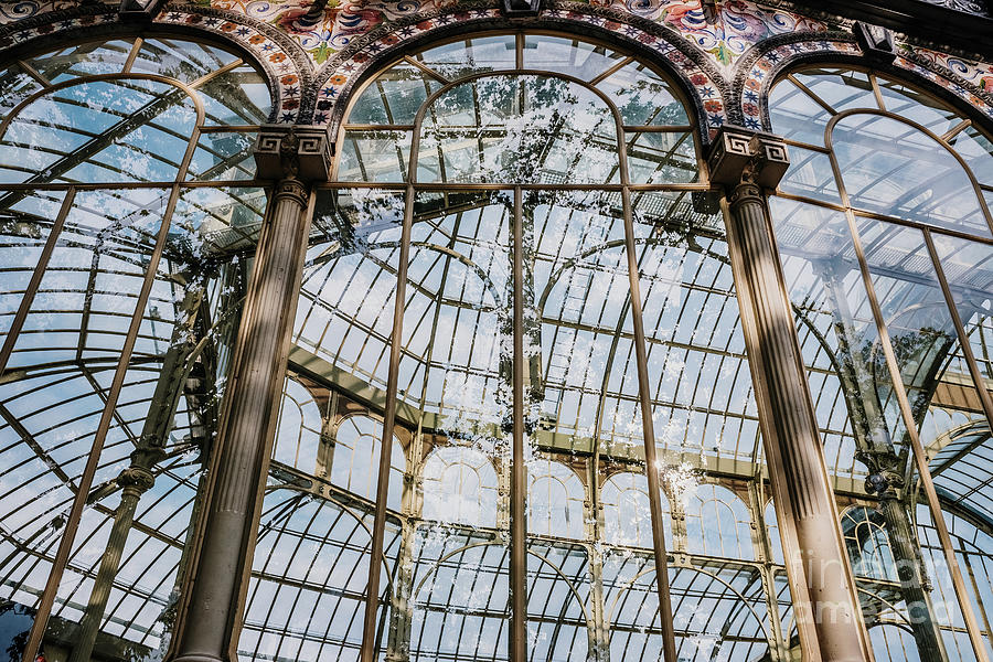 Interior of the Crystal Palace in Madrid, a must for tourists. Photograph by Joaquin Corbalan