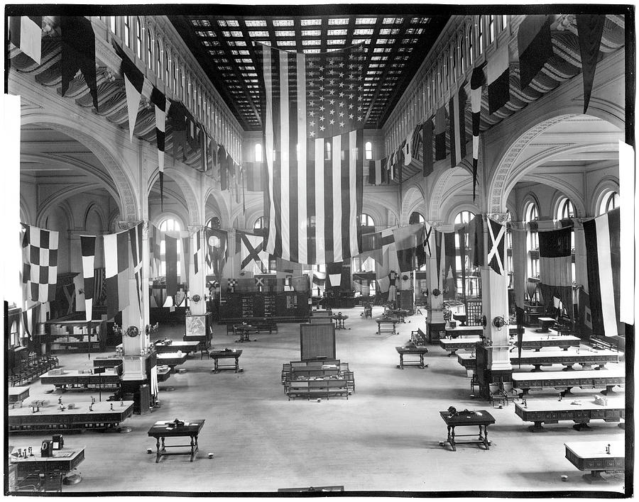 Interior Of The New York Produce Photograph by The New York Historical Society