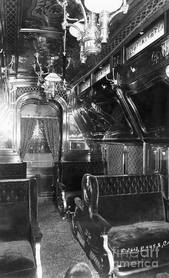 Interior Of The Santa Barbara Train Photograph by Bettmann