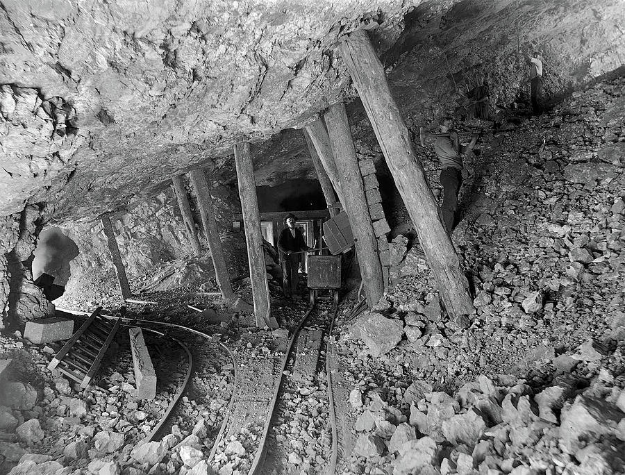 Interior view of the Bagdad Mine - Ludlow, California -  circa.  Photograph by Doc Braham