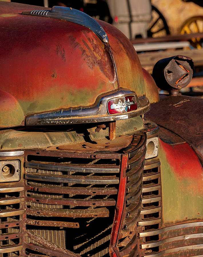 International KB5 Rusty Grill Closeup Photograph by John Cooke