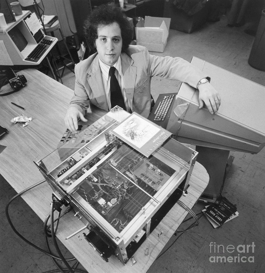 Inventor Raymond Kurzweil Photograph by Bettmann