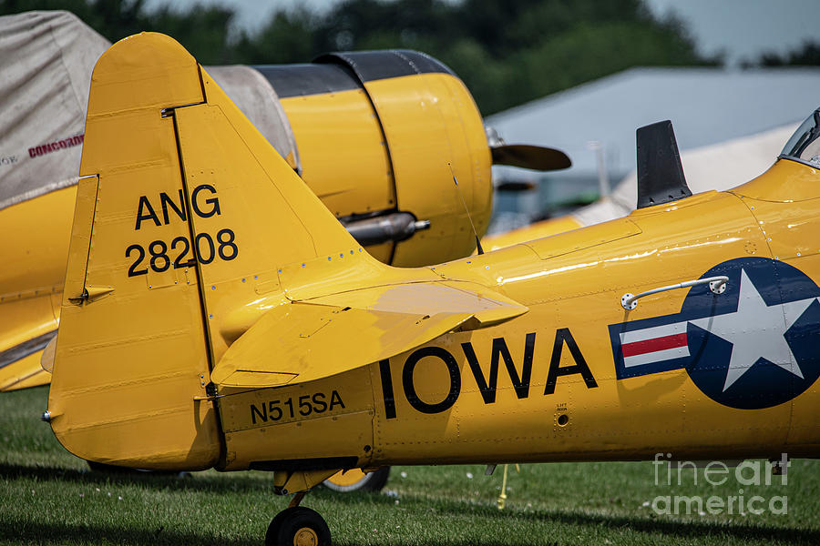 Airplane Photograph - Iowa A N G by David Bearden