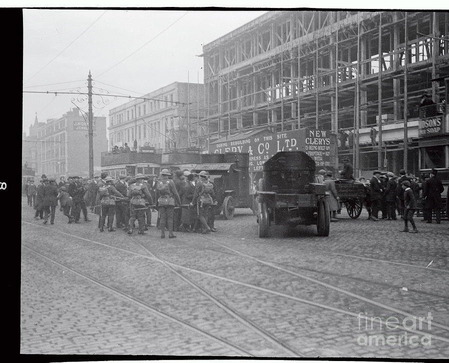 Irish Uprising With Armored Cars Photograph by Bettmann