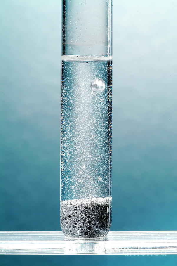 Iron In Hydrochloric Acid Photograph by Martyn F. Chillmaid/science Photo Library