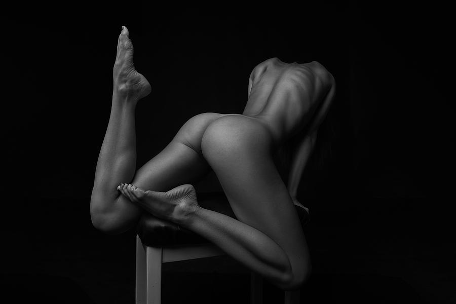Nude Photograph - Irregular Shapes by Roberto Bressan