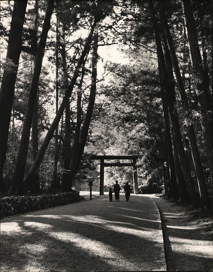 Be Photograph - Ise Grand Shrine Entrance by Alfred Eisenstaedt