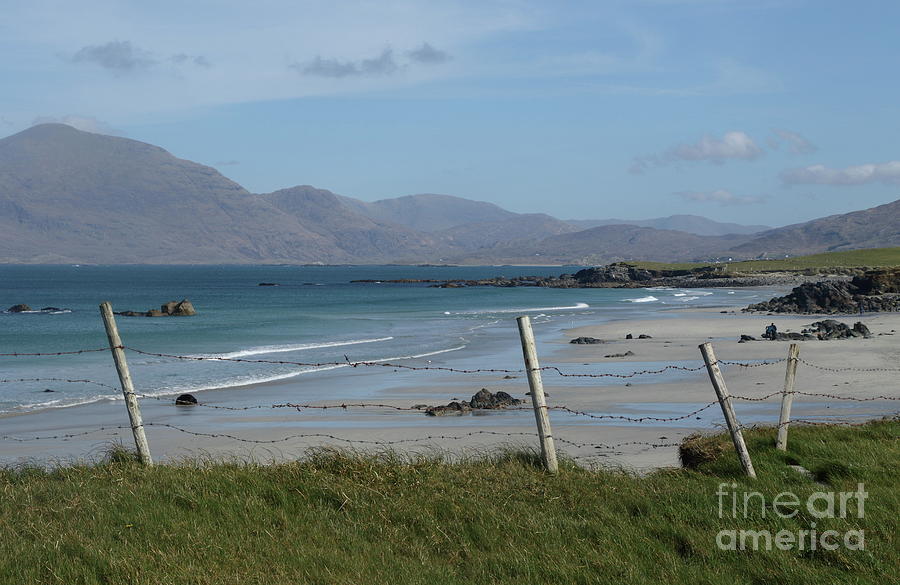 Island view beach by Peter Skelton Island view beach by Peter Skelton