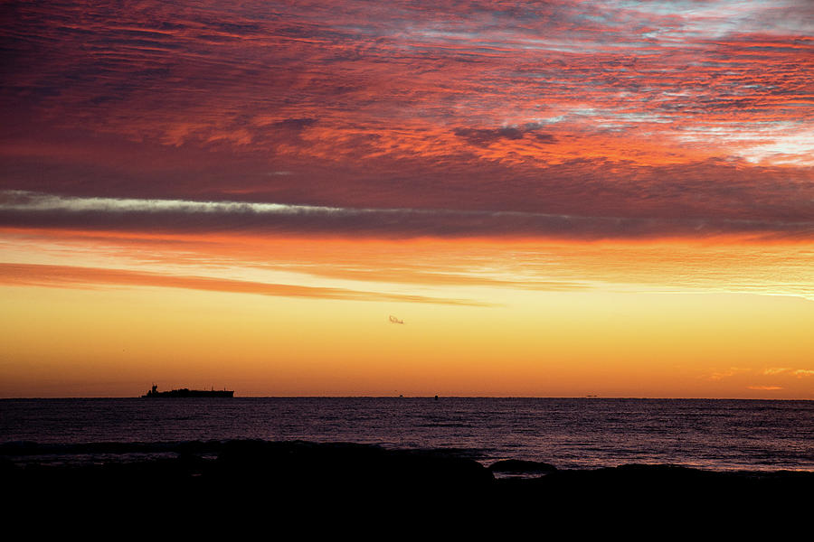 Isles of Shoals Sunrise 3 Photograph by Richard Gibb