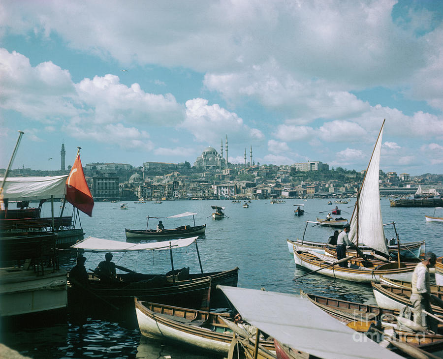 Istanbul Harbor Photograph by Bettmann