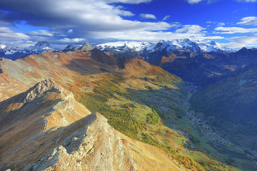 Italy, Aosta Valley, Antagnod, Alps, Monte Rosa, Autumn Morning On The ...