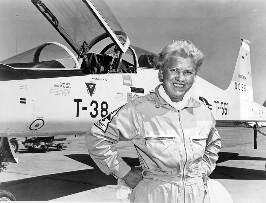 Jacqueline Cochran, Pioneer Aviatrix Photograph by Science Source