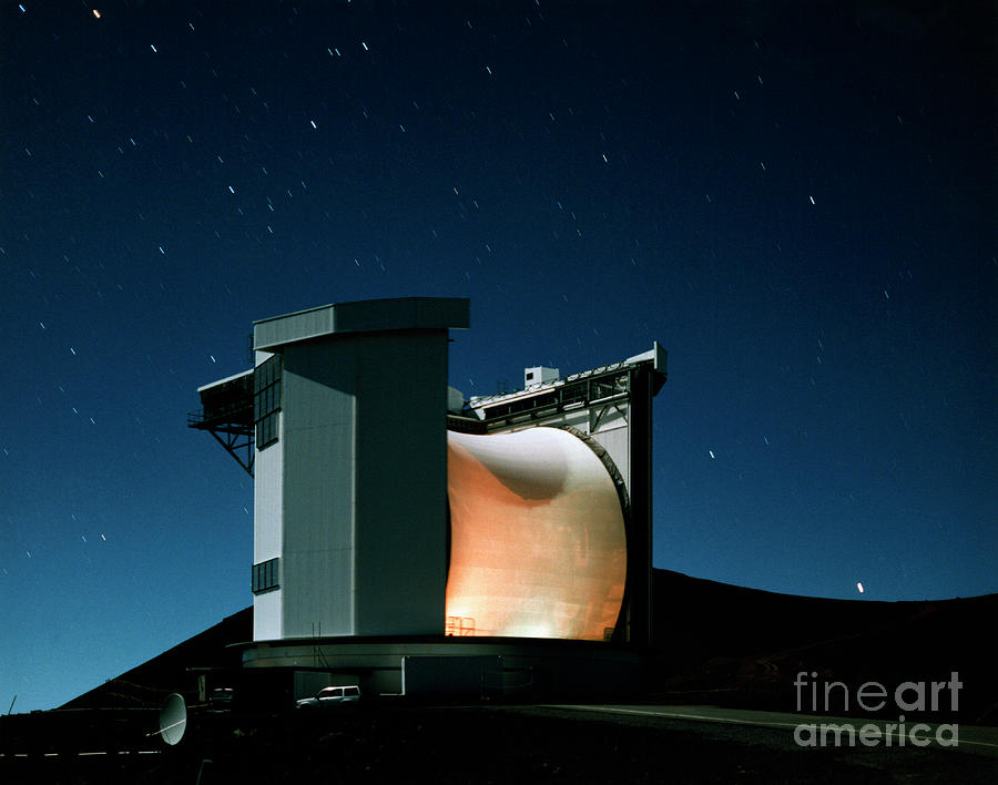 James Clerk Maxwell Telescope At Night Photograph by Royal Observatory, Edinburgh/science Photo Library