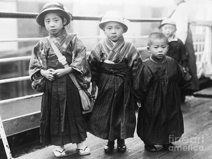 Japanese Immigrant Children Aboard Ship Photograph by Bettmann