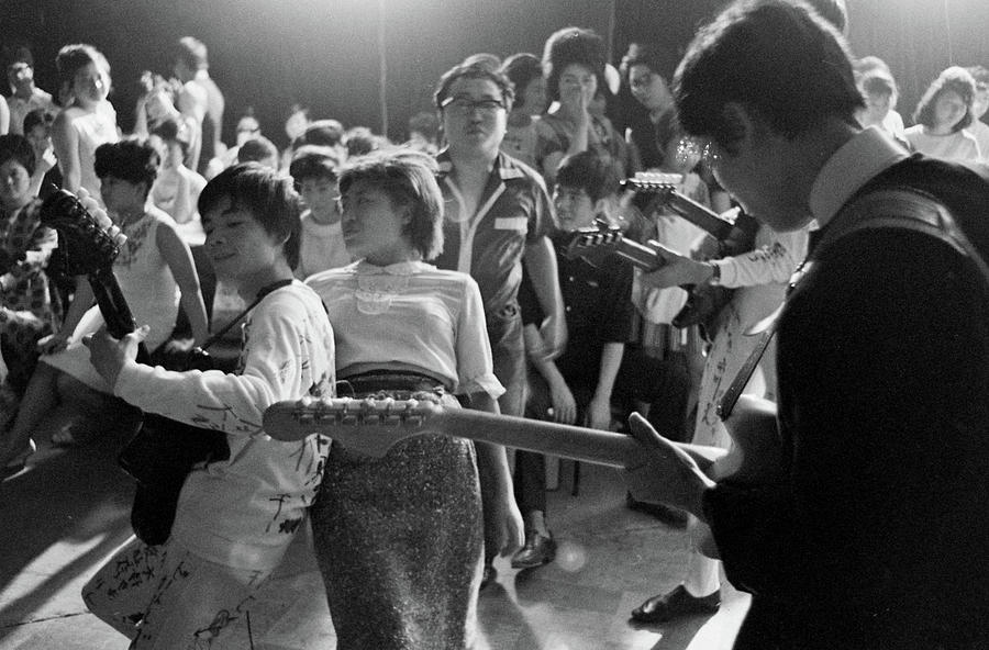 1960-1969 Photograph - Japanese Rock Club by Michael Rougier