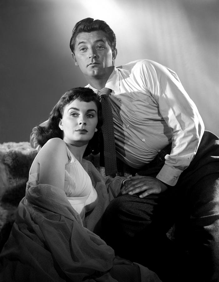 Jean Simmons And Robert Mitchum In Angel Face Photograph by Globe ...