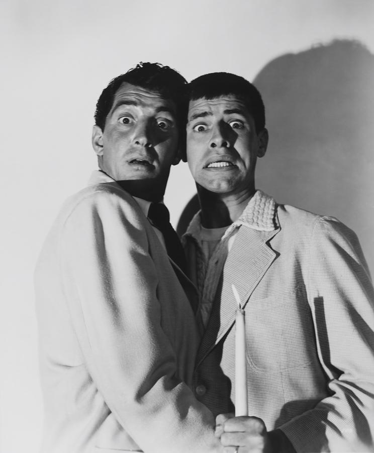 JERRY LEWIS and DEAN MARTIN in SCARED STIFF -1953-. Photograph by Album
