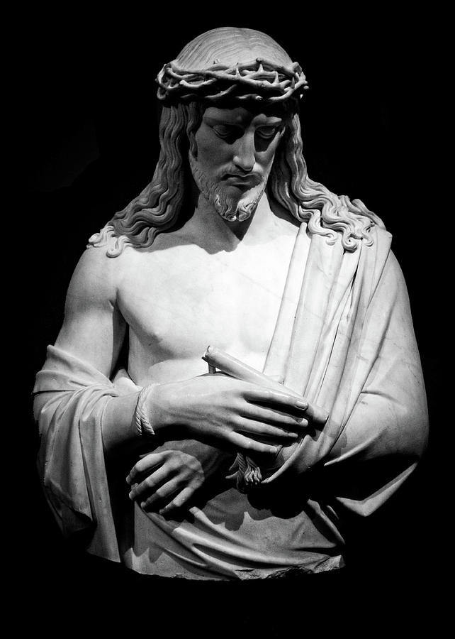 Jesus Christ Statue Photograph by Munir Alawi - Fine Art America