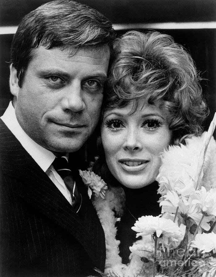 Jill St. John And Oliver Reed Photograph by Bettmann