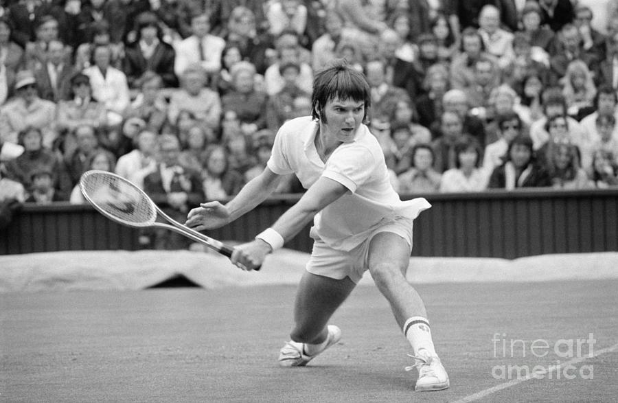 Jimmy Connors Reaching At Wimbledon Photograph by Bettmann