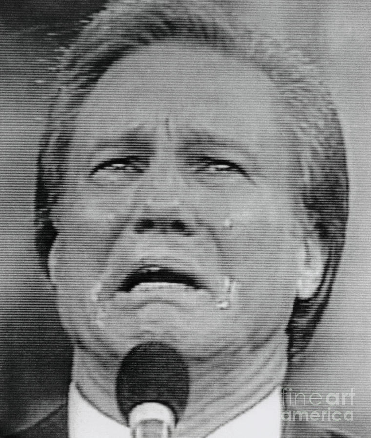 Jimmy Swaggart Crying Photograph by Bettmann