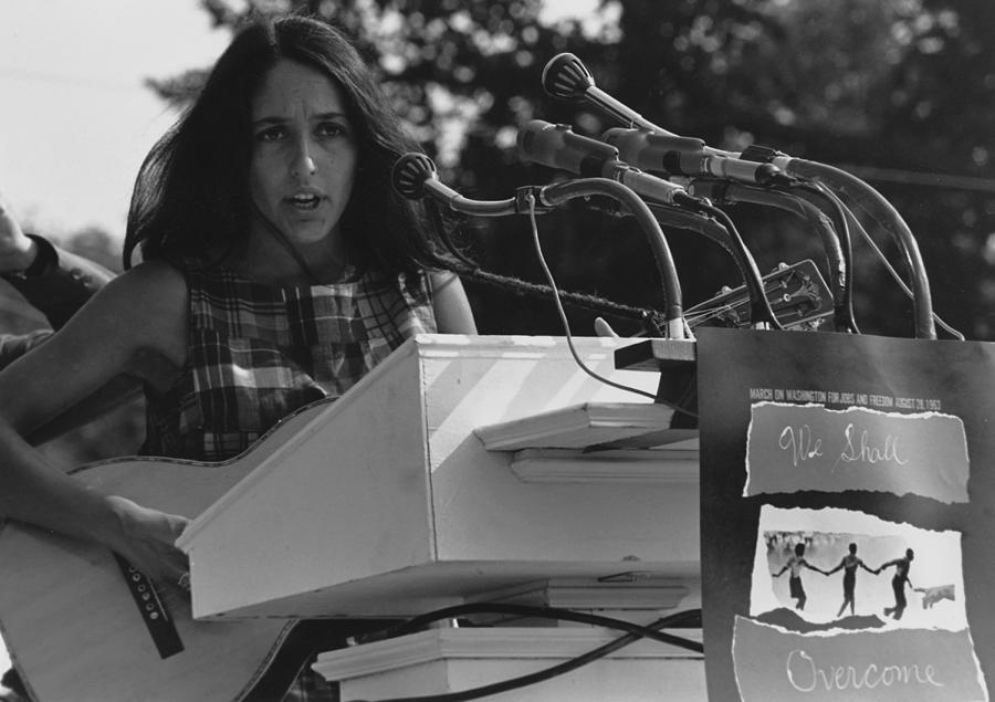 Joan Baez, March On Washington, 1963 Photograph by Science Source