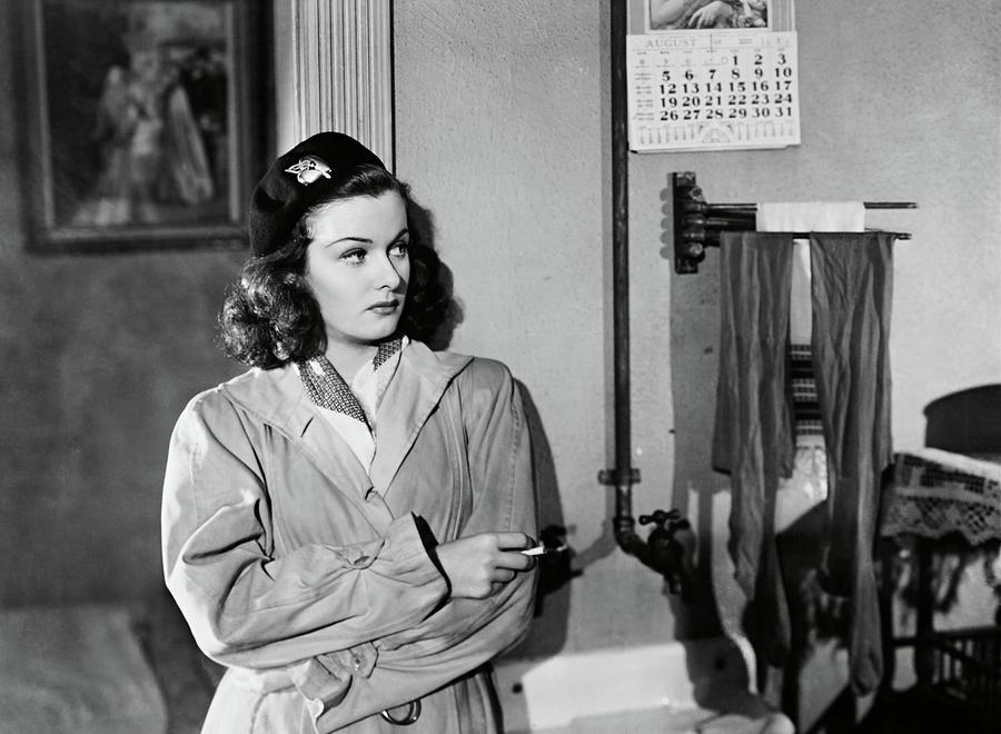 JOAN BENNETT in MAN HUNT -1941-. Photograph by Album - Pixels