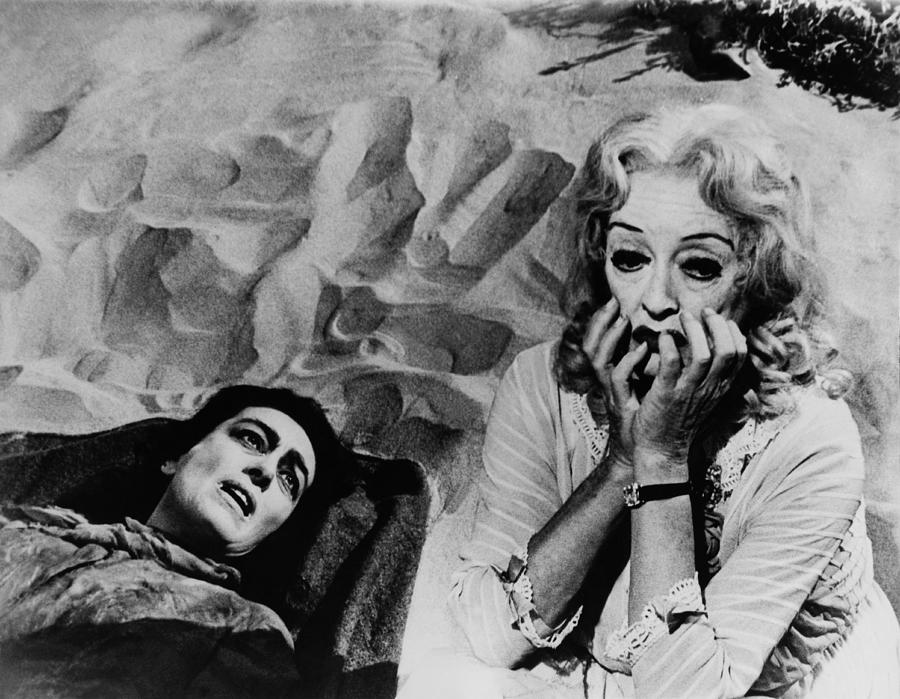 Joan Crawford And Bette Davis Photograph by Keystone-france
