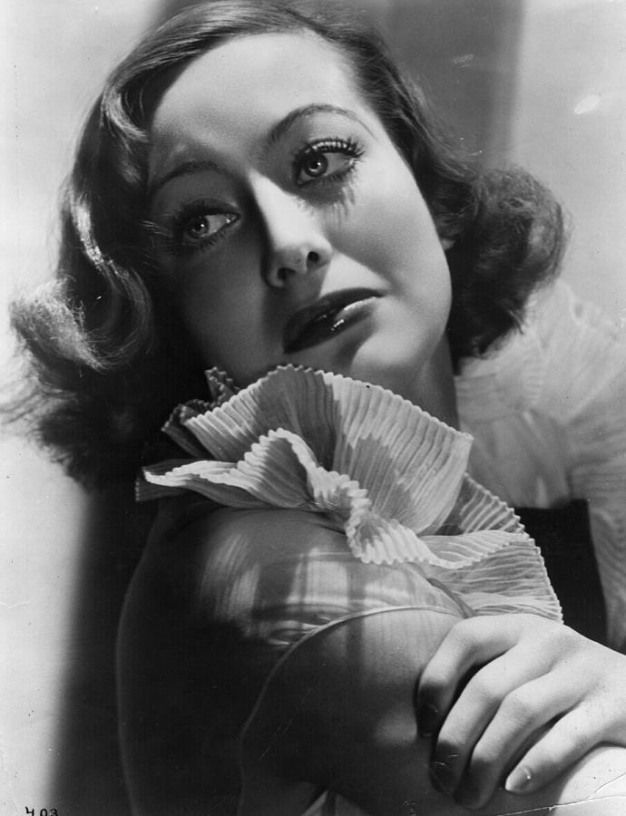 Joan Crawford Photograph by Hulton Archive
