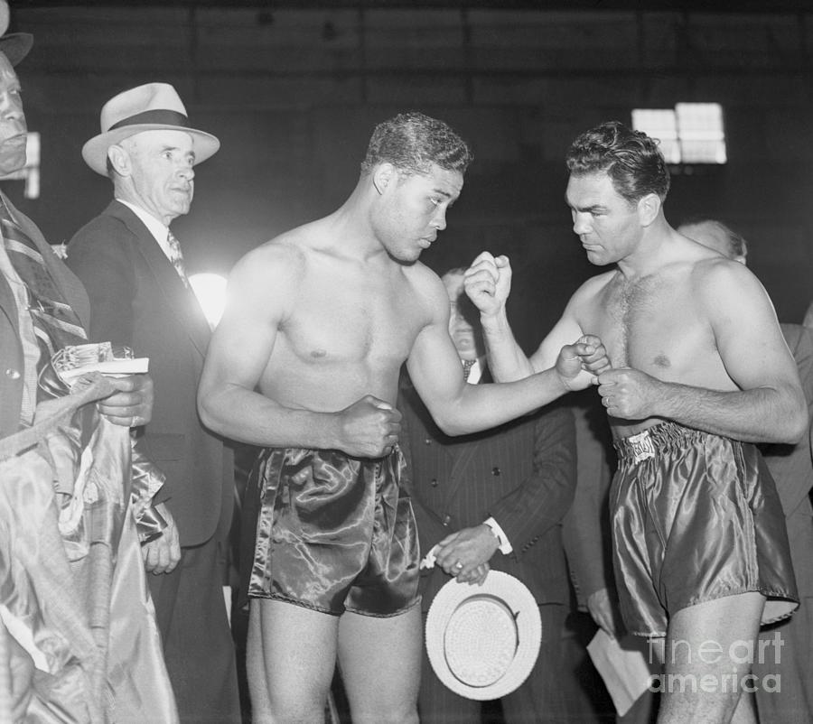 Joe Louis And Max Schmeling Squaring Photograph by Bettmann