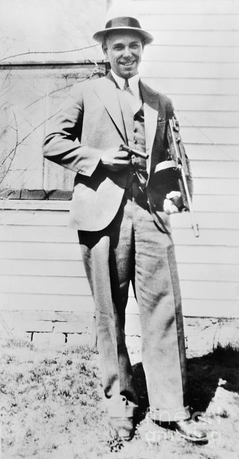 John Dillinger Poses With Machine Gun Photograph by Bettmann