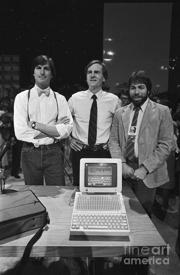 John Sculley And Founders Of Apple Photograph by Bettmann