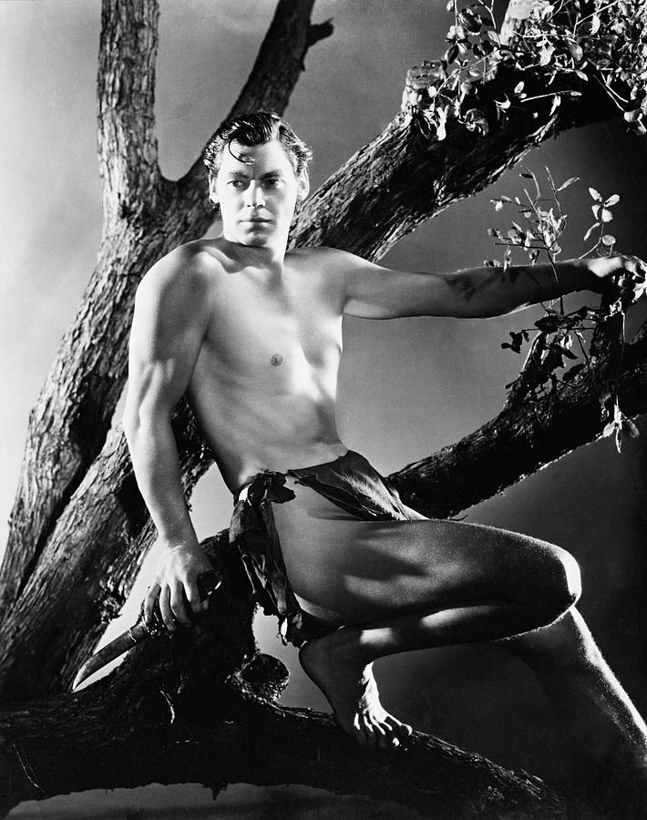 JOHNNY WEISSMULLER in TARZAN, THE APE MAN -1932-. Photograph by Album