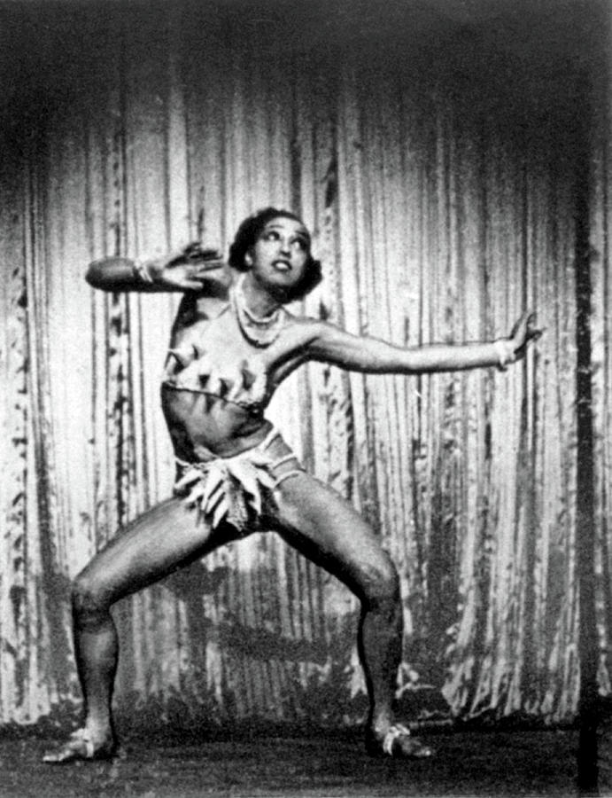 Josephine Baker, American Entertainer Photograph by Science Source