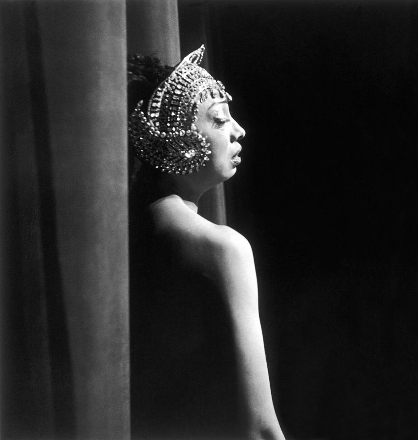 Josephine Baker Bids Farewell To The Photograph by Keystone-france