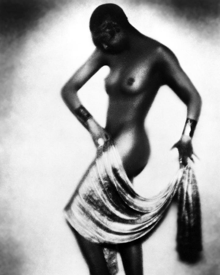 Black And White Photograph - Josephine Baker Looking Down by Globe Photos