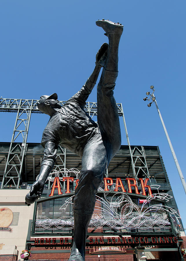 San Francisco Painting - Juan Marichal Pitches in Bronze by Carol Highsmith
