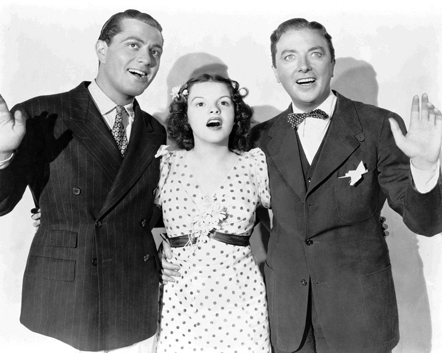 Judy Garland Standing With Jack Haley And Tony Martin Photograph by ...