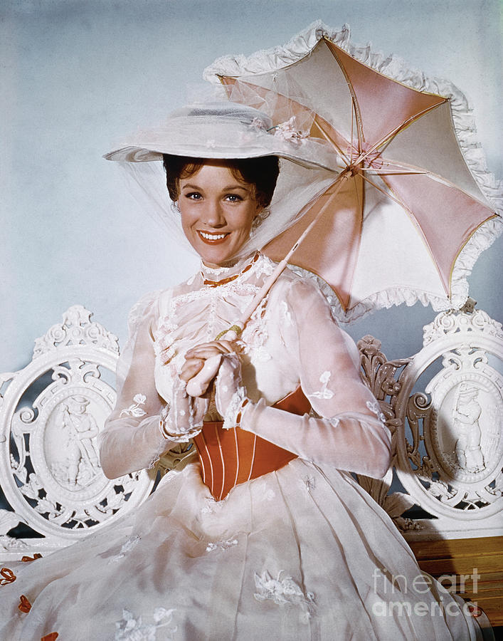 Julie Andrews As Mary Poppins Photograph by Bettmann