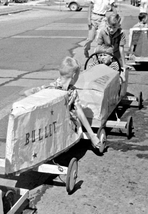 July 4th Soapbox Derby, 1940 Photograph by Science Source