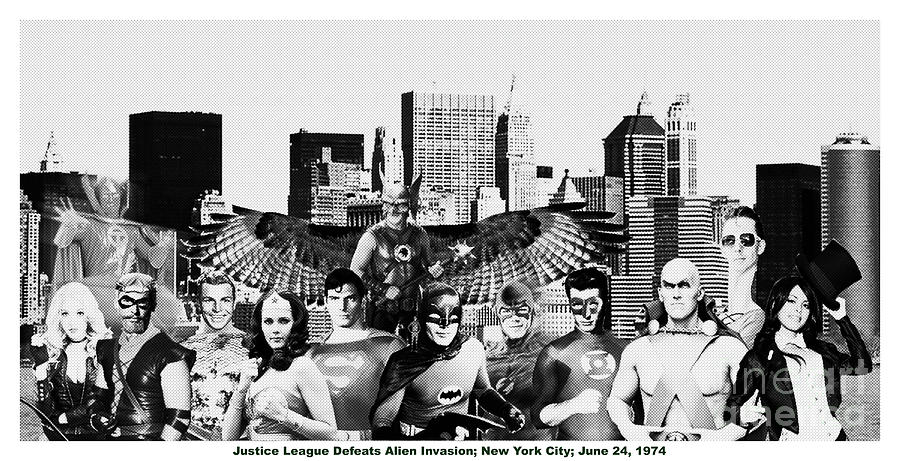 Justice League Saves New York BW Digital Art by David Caldevilla